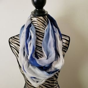 KC Royals | Blue and White Infinity Scarf